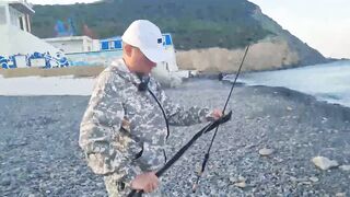 Анапа Сукко рыбалка у берега клюёт на каждом забросе