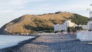 Анапа Сукко рыбалка у берега клюёт на каждом забросе