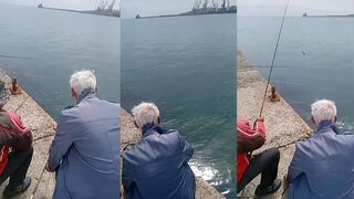 Феодосия 23 мая барабулька у берега