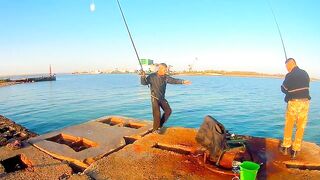 Черноморский район ловля саргана на бомбарду у берега