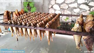 Мисхор утро рыбалка и копчёная рыбка у берега