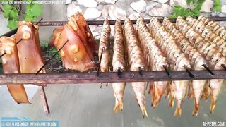 Мисхор утро рыбалка и копчёная рыбка у берега