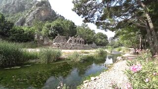 Олимпос руины и кемпинг в Чиралы у моря