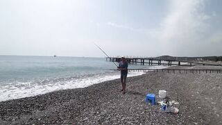 Чамьюва рыбалка у берега на удочку