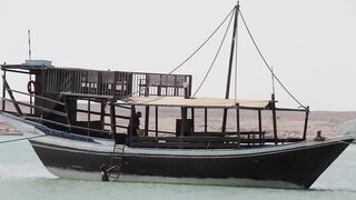 Ras Al Hadd (Рас-эль-Хадд) берег и рыбалка у моря