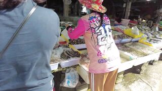 Rawai village после полудня: морская рыбалка на приливе у пирса