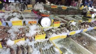 Rawai village после полудня: морская рыбалка на приливе у пирса