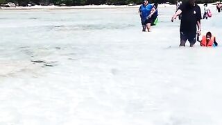 Сурин: акулята у берега — морская рыбалка рядом безопасна?