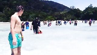 Сурин: акулята у берега — морская рыбалка рядом безопасна?