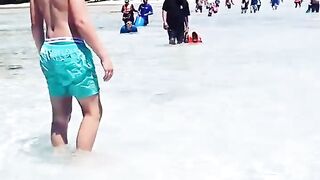 Сурин: акулята у берега — морская рыбалка рядом безопасна?