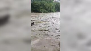 Хоста - река поднялась сильно, заметка