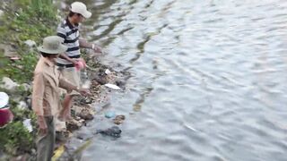 Phan Thiet — ловля на пластиковую бутылку, рыбалка на реке