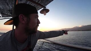 Север Бали в кадре — морская рыбалка на Ловине в тихий штиль