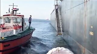 Suez Canal — смена экипажа и рыбалка на течении что по снастям?