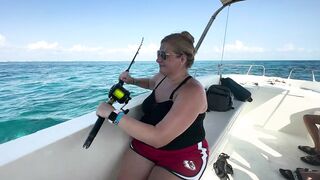 Isla Mujeres, Mexico, рыбалка с Kenny’s: парусник и снорк после выхода