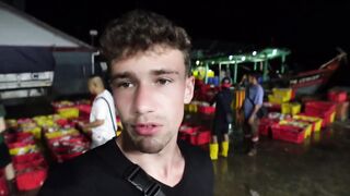 Kota Kinabalu рыбный рынок и доки для лодок где посмотреть и что с рыбой