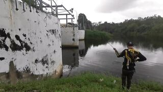 UL-BFS по тарпону: морская рыбалка в Kota Kinabalu на микроджиг