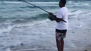 Playa del Carmen, выход без лодки — рыбалка по волне и свалам