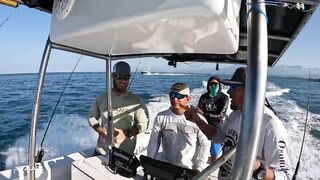 Costa Rica beach fishing: робало, готовим улов прямо на берегу