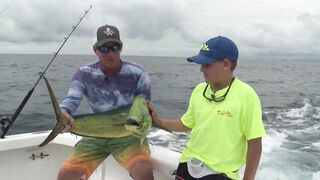 Mahi на борту Good Day морская рыбалка в Quepos и кулинария