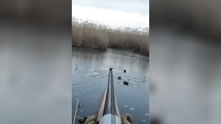 Лёд и чирок на озере: рыбалка или охота, что выберешь сегодня?