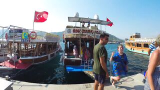 Ozge Boat Trip Icmeler 2018 и короткая рыбалка у скал по пути