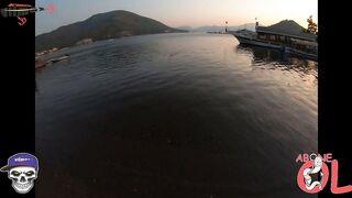 Утренняя вода в İçmeler удивила и рыбалка дала шанс на леврека