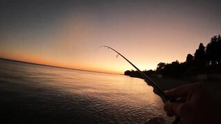 Вечёрка в Новом Афоне рокфишинг на микроджиг у волнорезов