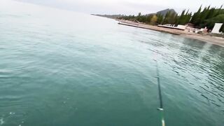 Новый Афон с пирса и донка на дальний заброс вечером