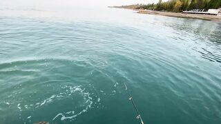 Новый Афон с пирса и донка на дальний заброс вечером