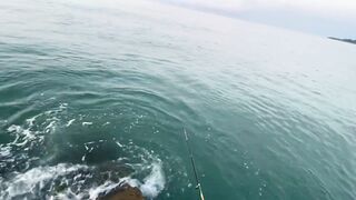 Новый Афон с пирса и донка на дальний заброс вечером