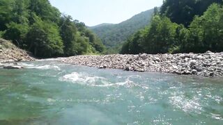 Река Псезуапсе прозрачная вода и рыбалка здесь вообще уместна?