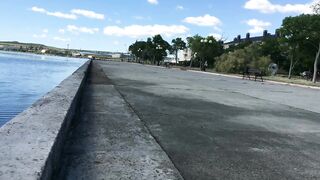 Набережная Керчи морская рыбалка в Керчи на вечерней струе