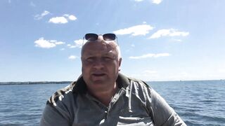 Набережная Керчи морская рыбалка в Керчи на вечерней струе