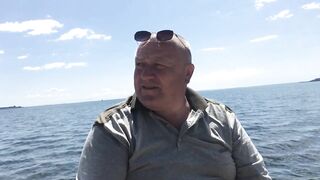 Набережная Керчи морская рыбалка в Керчи на вечерней струе