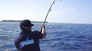 Noonu Atoll январь 2012 рыбалка по GT в тихое окно между ветрами