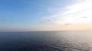 Noonu Atoll утренний выход и морская рыбалка в дрейфе по краю рифа