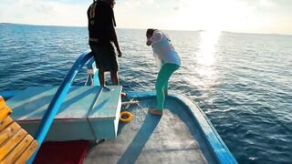 Sunset fishing Dhigurah: вечерняя рыбалка на забросе у пасса