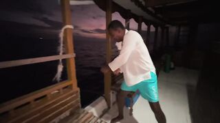 Sunset fishing Dhigurah: вечерняя рыбалка на забросе у пасса