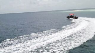 Naifaru Dhooni Ayya и лодки дхони у пирса где ловят по утрам?