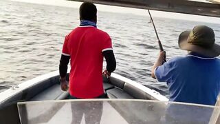 Fulidhoo, утренний свал у пирса и морская рыбалка в проливе