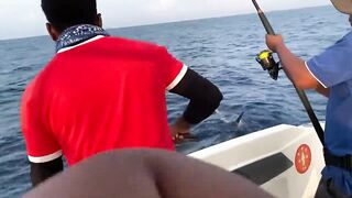 Fulidhoo, утренний свал у пирса и морская рыбалка в проливе