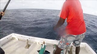 Fulidhoo морская рыбалка у пирса на заре и короткая сессия в пассе