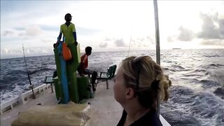 Fulidhoo морская рыбалка у пирса на заре и короткая сессия в пассе