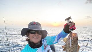 Fulidhoo магазин снастей и вечерняя рыбалка у пирса