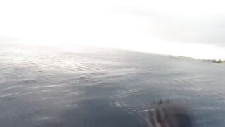 Gan Addu морская рыбалка в Адду на троллинг и спор рыбака с ветром