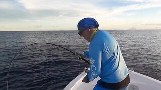 Gan Island Addu поппер по тунцу и морская рыбалка на кромке пасса