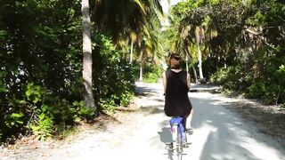 Gan Island Addu спокойный залив и рыбалка на ставриду у волнореза