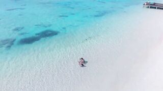 Gan Island Addu спокойный залив и рыбалка на ставриду у волнореза