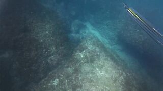 Подводная охота и морская рыбалка в Нетании Израиль на прибрежных плитах
